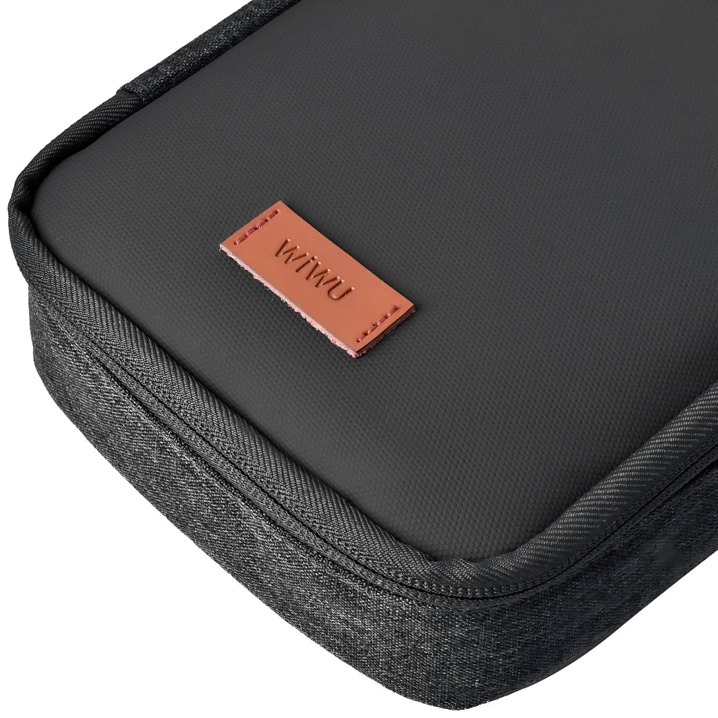 Wiwu Minimal Tech Poch Travel in Style